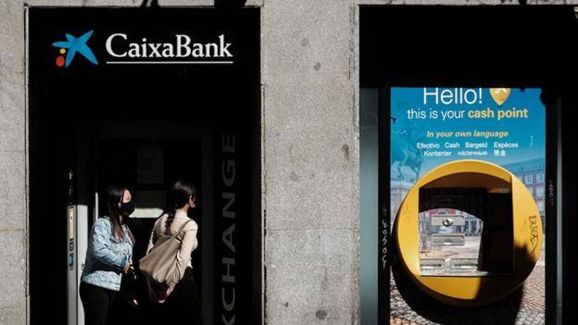 Estafas Bancarias Alerta De Caixabank Santander Y Bbva A Sus